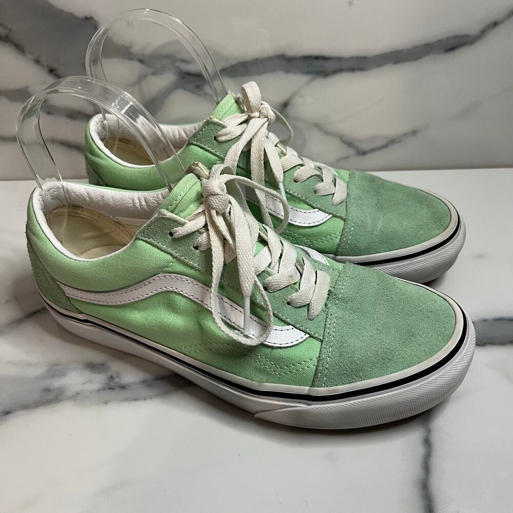 Vans Skateboard Mint Green Low Top Suede Leather Sneakers Men Sz 6 Women Sz 7.5